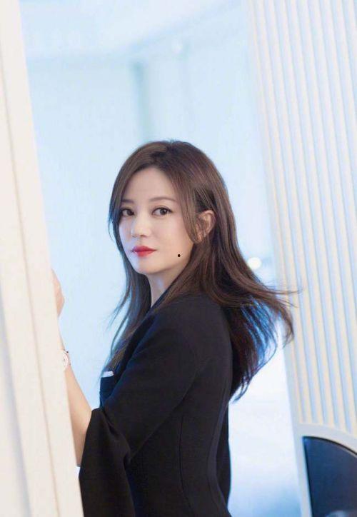 吃瓜明星赵薇图片,明星日常曝光 第1张 吃瓜明星赵薇图片,明星日常曝光 第1张